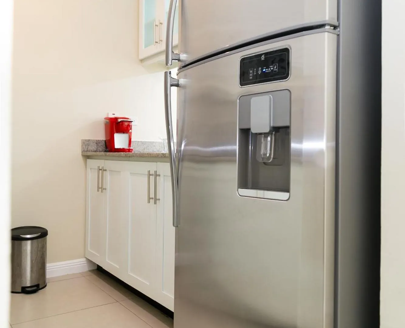 Smart Haven Studios In Kingston 0*,  Jamaica